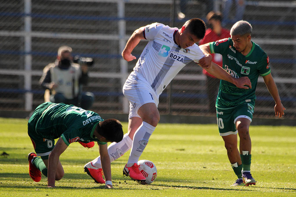 Deportes Santa Cruz es l der moment neo tras superar a Deportes Temuco