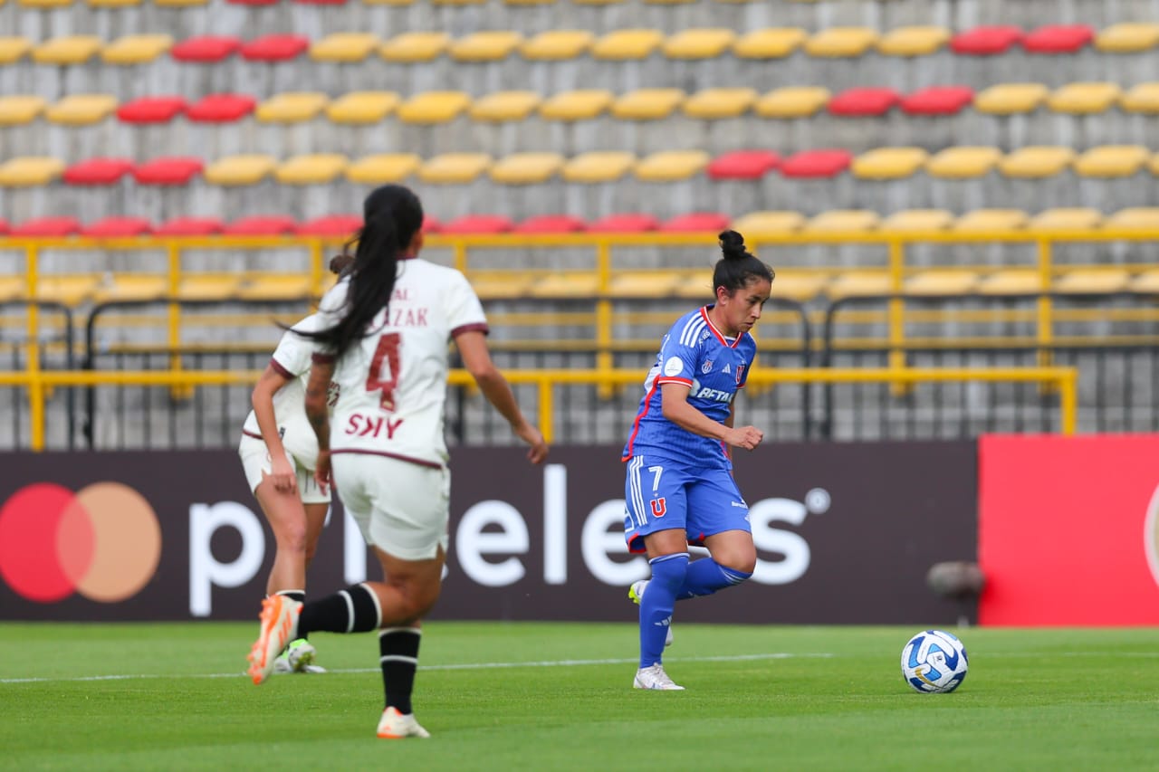 Universidad De Chile Se Estrenó Con Victoria Ante Universitario En El ...