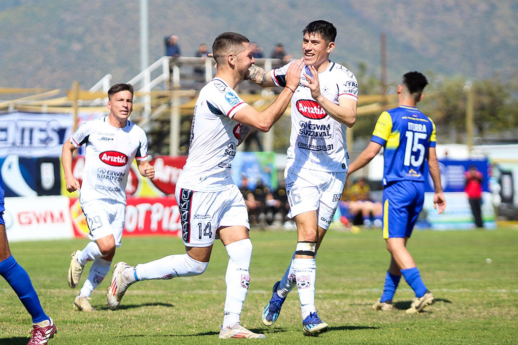 Melipilla ganó y se aleja en la cima