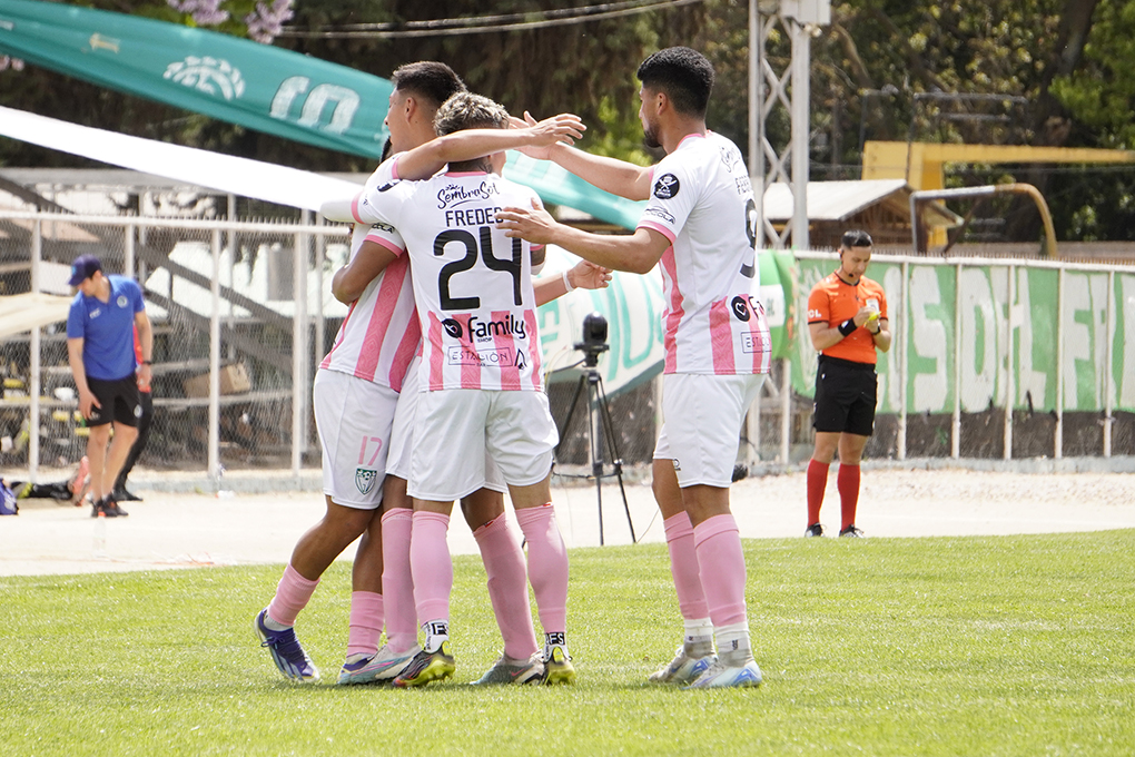 General Velásquez cerró con una goleada ante Puerto Montt