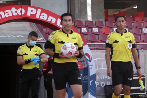 Conoce los árbitros para nuevas jornadas del fútbol chileno