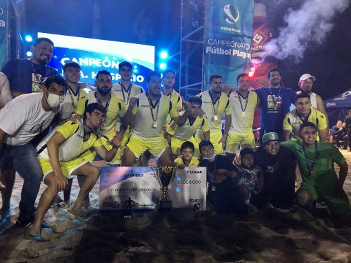 C. M. Alto Hospicio se quedó con el título del Fútbol Playa 2021