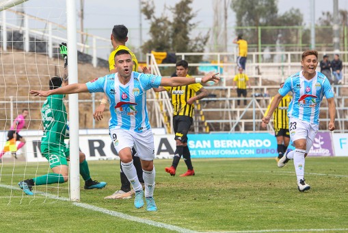 Magallanes venció sobre la hora a Fernández Vial