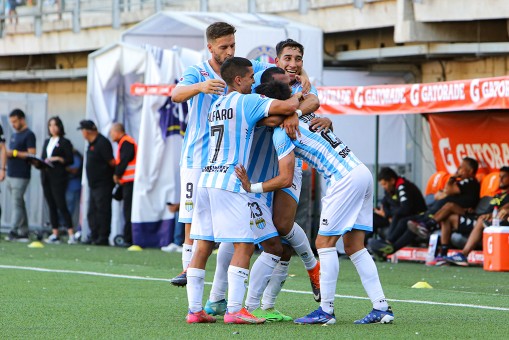 Magallanes concretó su primer festejo en su vuelta a Primera División