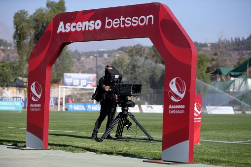 La Serena e Iquique siguen al mando del Ascenso Betsson
