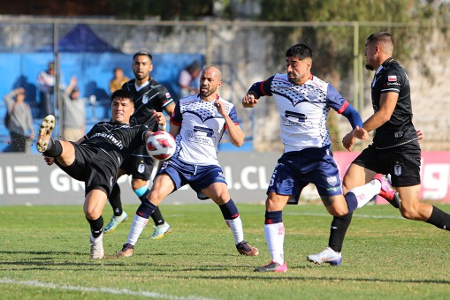 Igualdad en el clásico recoletano 