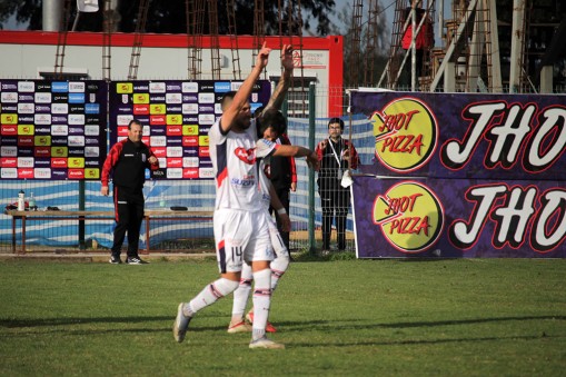 Melipilla festejó a costa de Trasandino 