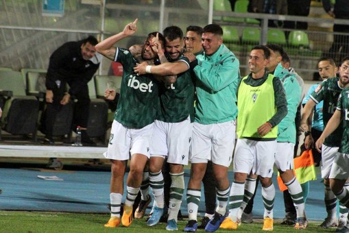 Santiago Wanderers ganó y se acerca a la punta