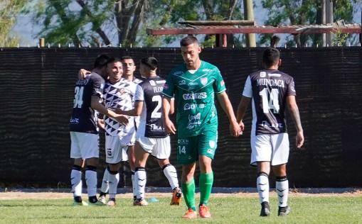 Limache superó a Velásquez en San Vicente de Tagua Tagua 