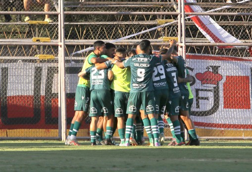 Victoria de Santiago Wanderers sobre Unión San Felipe