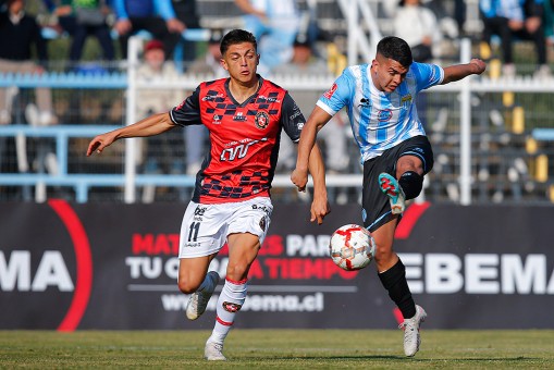 Reparto de puntos entre Magallanes y Deportes Limache