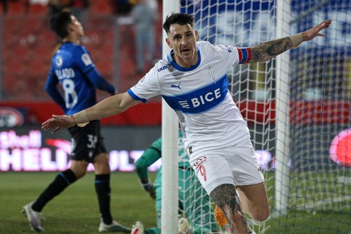 Universidad Católica goleó a Huachipato