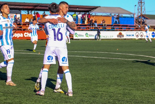 Huachipato dio el primer paso ante Imperial Unido