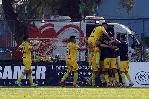 San Luis sorprendió a Deportes Recoleta