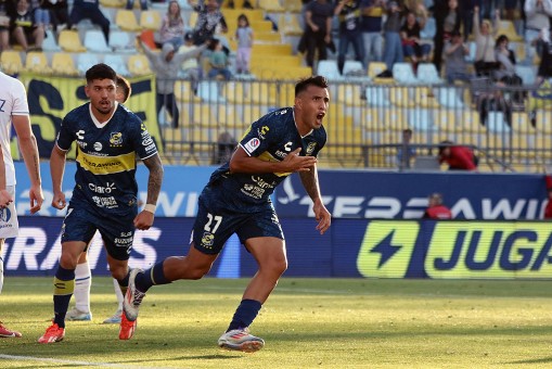 Valioso triunfo de Everton sobre Huachipato