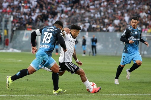 Colo Colo a un paso de la gloria en el Campeonato Itaú 